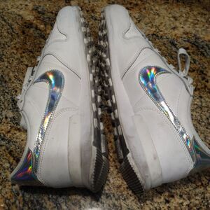Rare Nike Internationalist SE White Athletic Sneakers CQ5427-100 Womens US 9